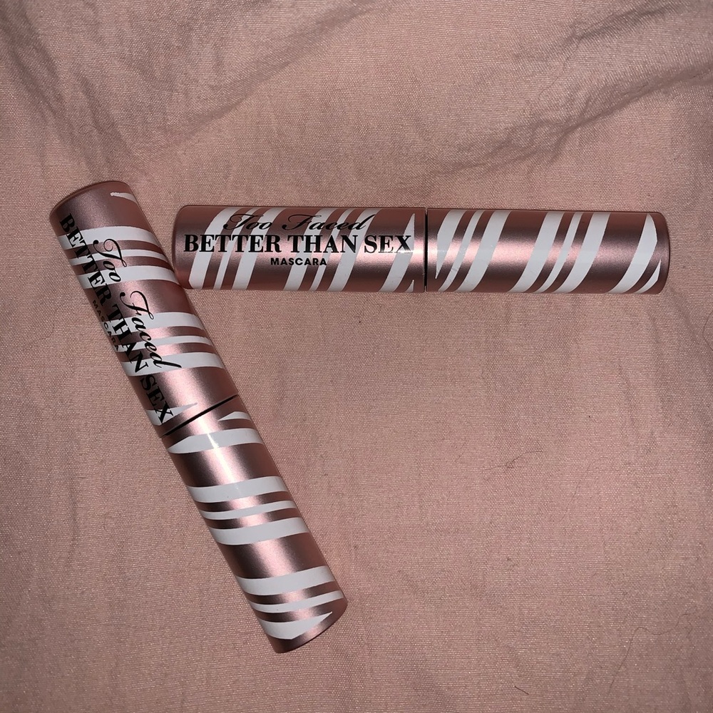 Black too faced better than sex mascara